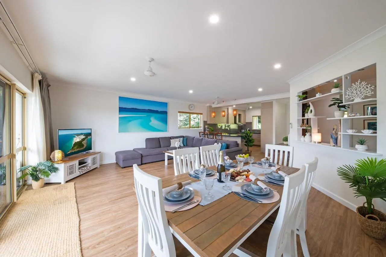 Eagles Nest On Airlie Διαμέρισμα Airlie Beach